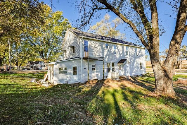 5910 SE Easton Road, St Joseph, MO 64507