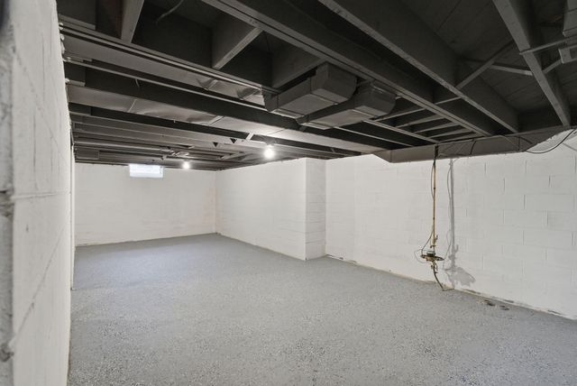 22130 Marlow Street, Oak Park City, MI 48237