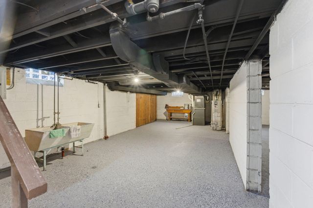 22130 Marlow Street, Oak Park City, MI 48237