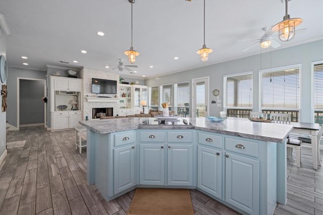 19427 Shores Drive, Galveston, TX 77554