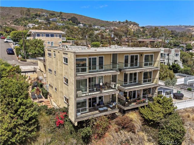 694 N Coast 6, Laguna Beach, CA 92651