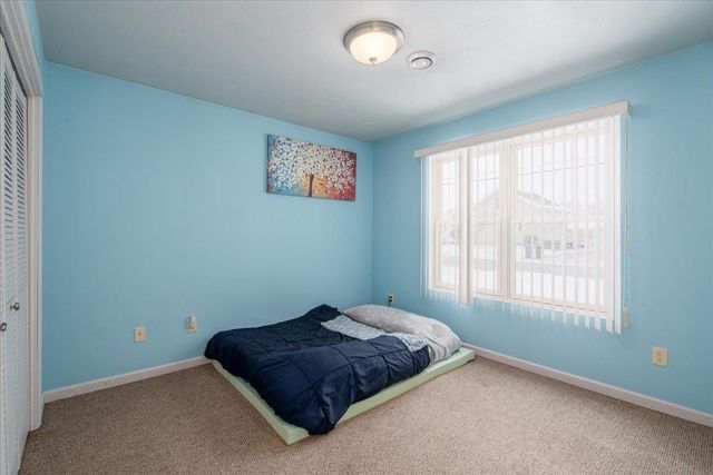 403 W 6TH AVENUE, Oshkosh, WI 54902