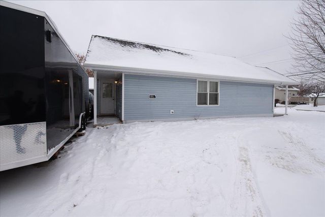 403 W 6TH AVENUE, Oshkosh, WI 54902