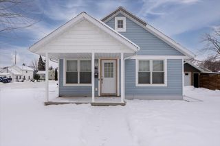403 W 6TH AVENUE, Oshkosh, WI 54902