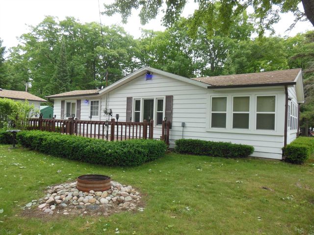 501 Lansing Street, Harrison, MI 48625