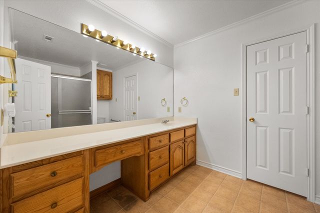 1209 W 3rd Avenue, Corsicana, TX 75110