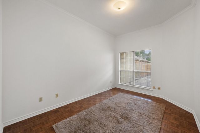1209 W 3rd Avenue, Corsicana, TX 75110