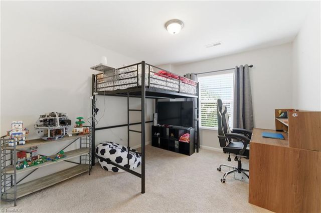 111 Covington Cove Court, Kernersville, NC 27284