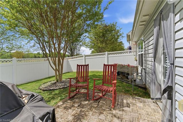 111 Covington Cove Court, Kernersville, NC 27284