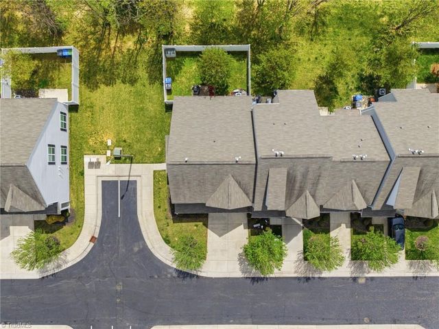 111 Covington Cove Court, Kernersville, NC 27284