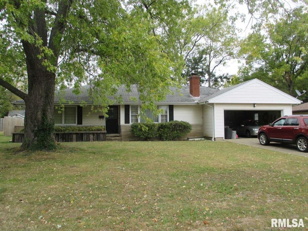 1407 W SUNNYVIEW Drive, Peoria, IL 61614