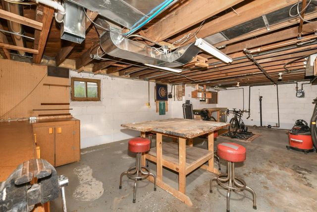 1802 N 72nd STREET, Wauwatosa, WI 53213