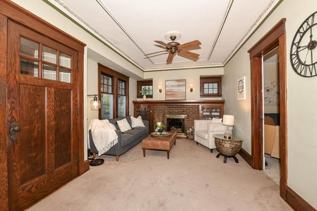 1802 N 72nd STREET, Wauwatosa, WI 53213