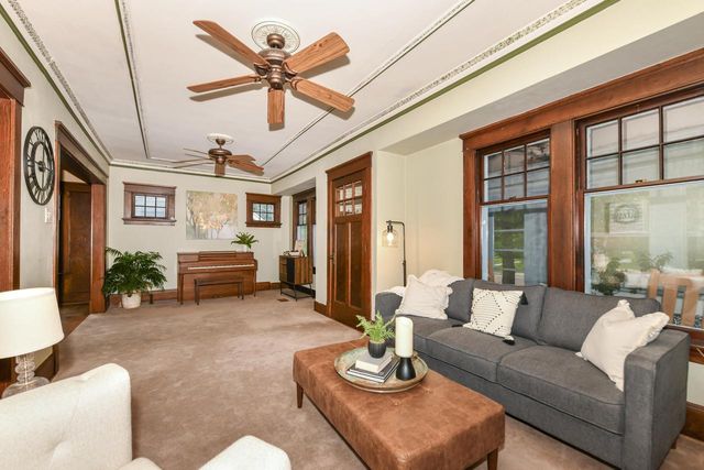 1802 N 72nd STREET, Wauwatosa, WI 53213