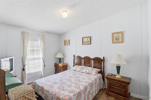 1598 S Iroquois Avenue, Homosassa, FL 34448