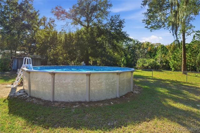 1598 S Iroquois Avenue, Homosassa, FL 34448