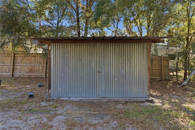 1598 S Iroquois Avenue, Homosassa, FL 34448