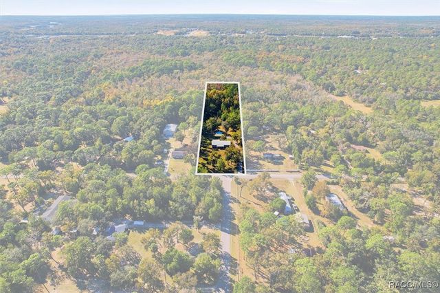 1598 S Iroquois Avenue, Homosassa, FL 34448