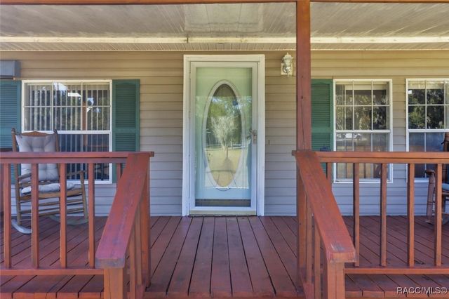 1598 S Iroquois Avenue, Homosassa, FL 34448