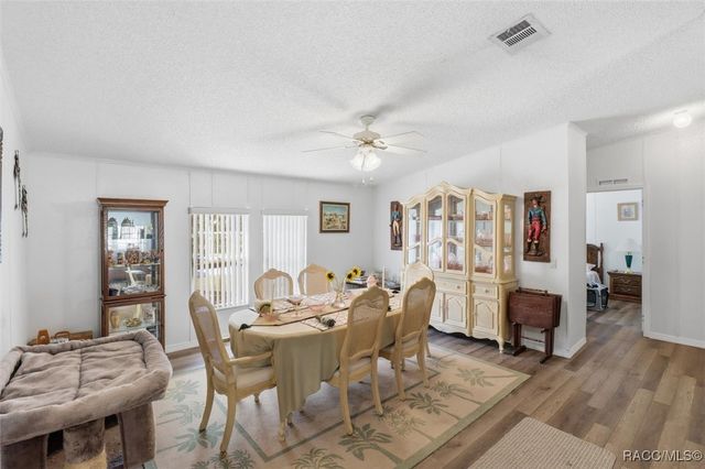 1598 S Iroquois Avenue, Homosassa, FL 34448