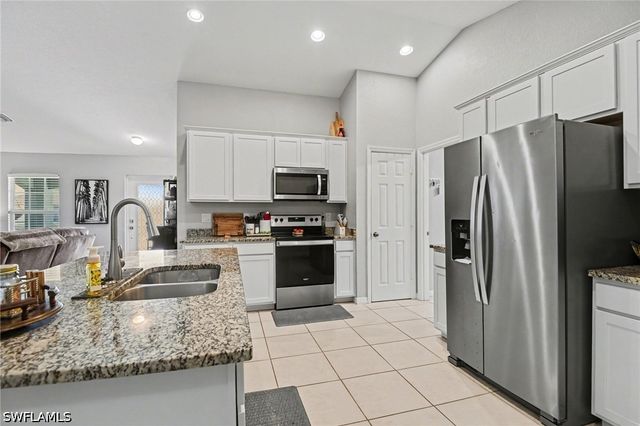 1109 NW 12th LN, Cape Coral, FL 33993