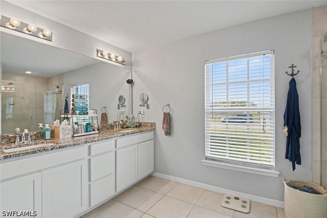 1109 NW 12th LN, Cape Coral, FL 33993