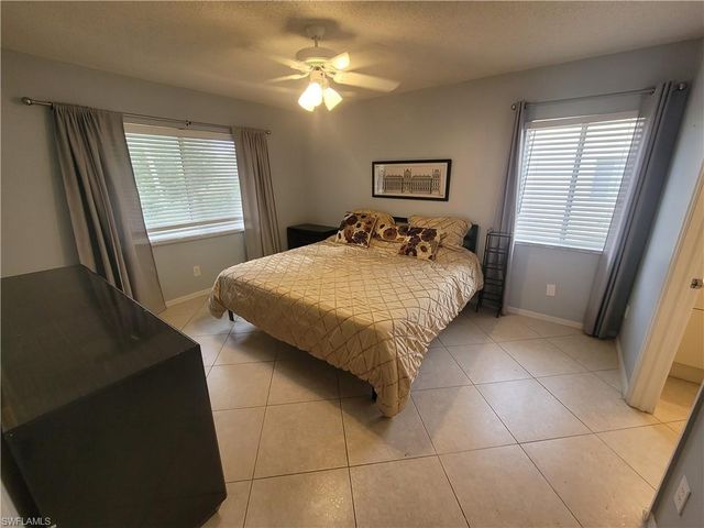 7731 Jewel LN 204, Naples, FL 34109