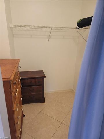 7731 Jewel LN 204, Naples, FL 34109