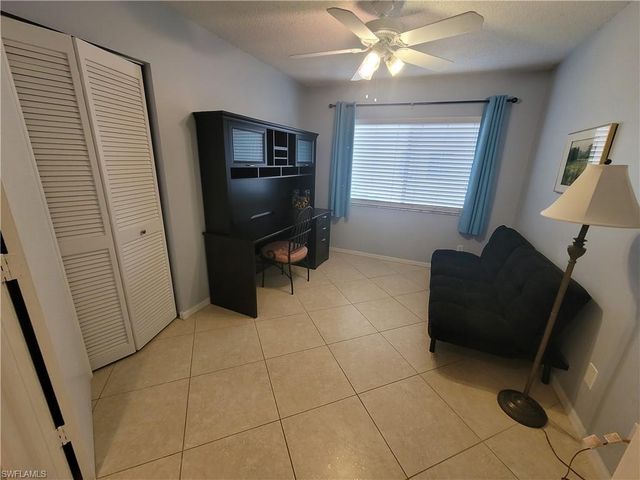 7731 Jewel LN 204, Naples, FL 34109