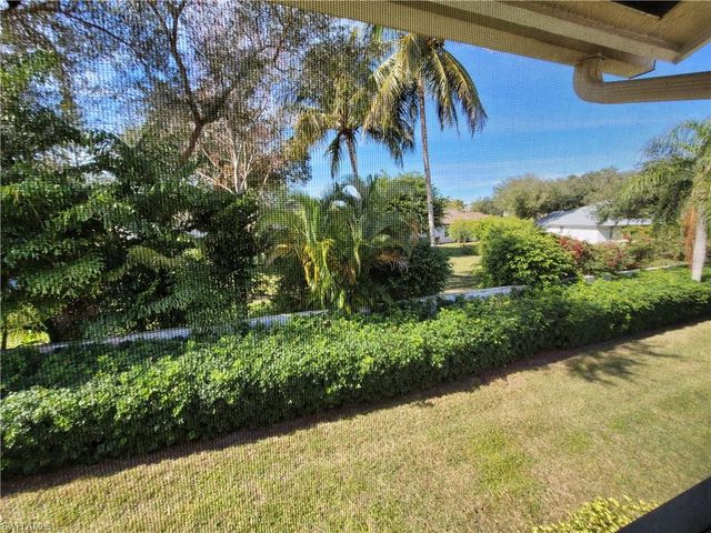 7731 Jewel LN 204, Naples, FL 34109