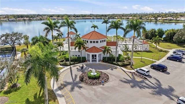 7731 Jewel LN 204, Naples, FL 34109