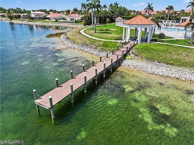 7731 Jewel LN 204, Naples, FL 34109