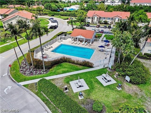 7731 Jewel LN 204, Naples, FL 34109