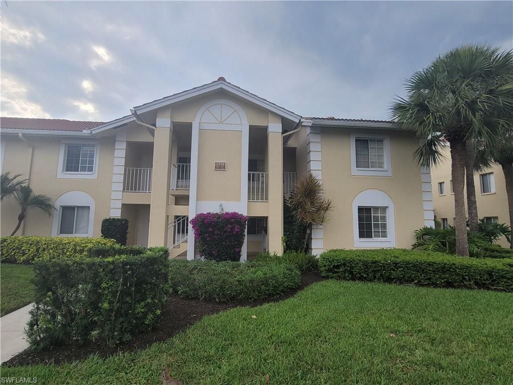 7731 Jewel LN 204, Naples, FL 34109