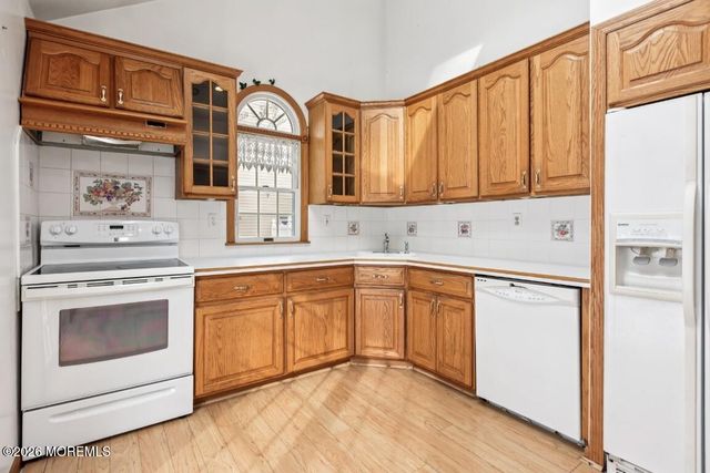 25 Morsell Place, Old Bridge, NJ 08857