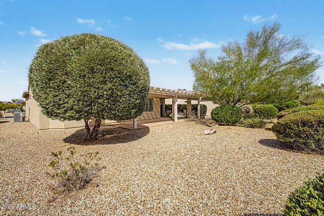 16429 W PEPPERTREE Court, Surprise, AZ 85387