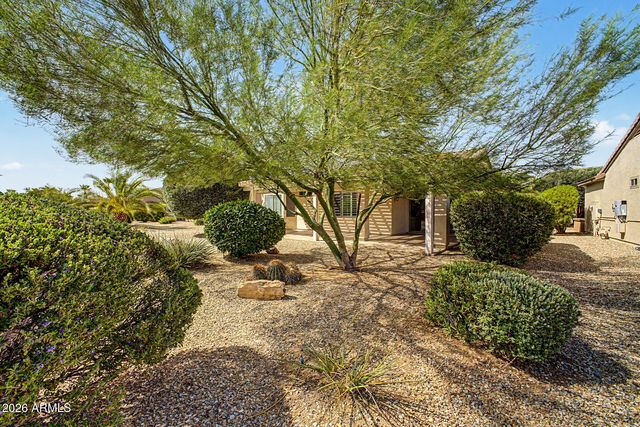 16429 W PEPPERTREE Court, Surprise, AZ 85387