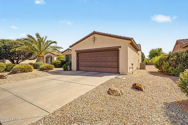 16429 W PEPPERTREE Court, Surprise, AZ 85387