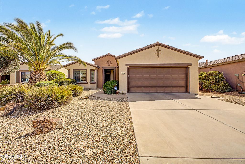 16429 W PEPPERTREE Court, Surprise, AZ 85387