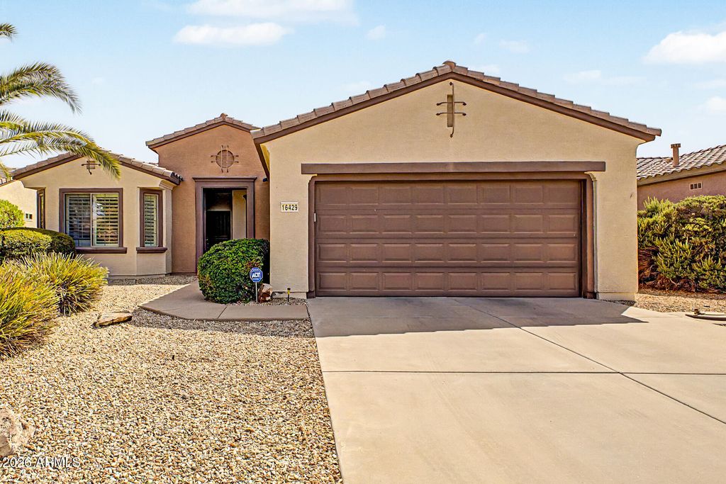 16429 W PEPPERTREE Court, Surprise, AZ 85387 — photo 2