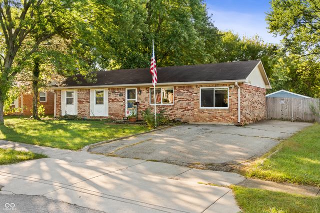 1445 Biloxi Lane, Beech Grove, IN 46107