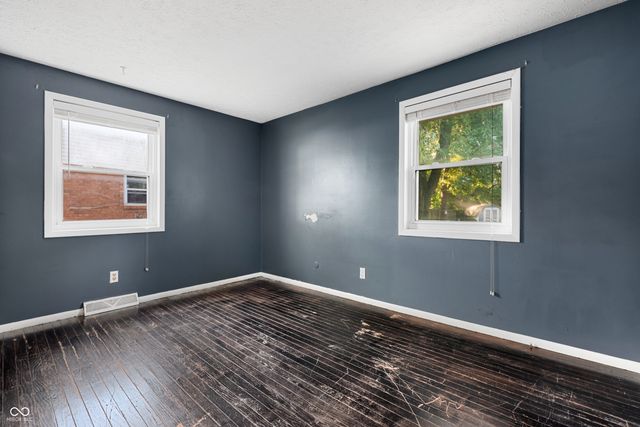 1445 Biloxi Lane, Beech Grove, IN 46107