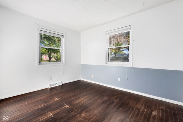 1445 Biloxi Lane, Beech Grove, IN 46107