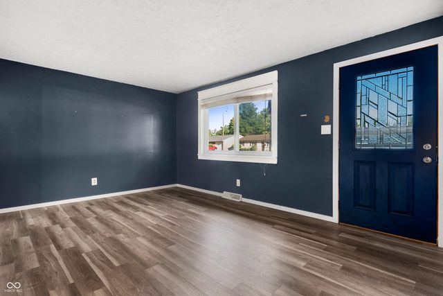 1445 Biloxi Lane, Beech Grove, IN 46107