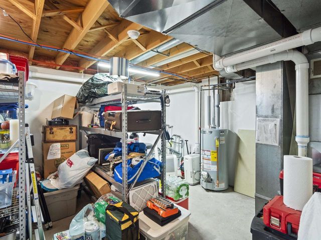 N2980 HIGHLAND LANE, Waupaca, WI 54981