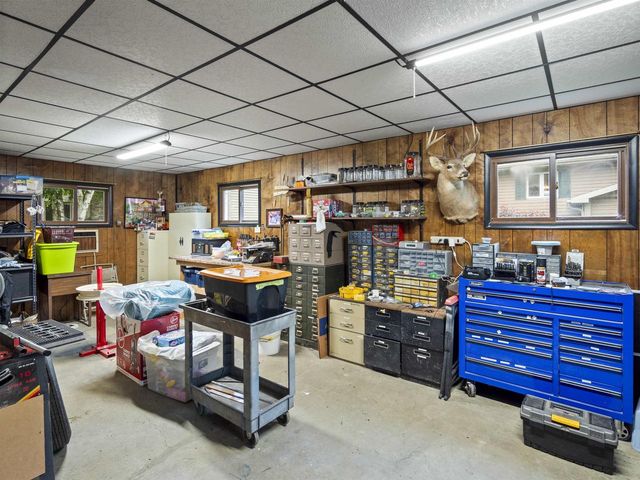 N2980 HIGHLAND LANE, Waupaca, WI 54981