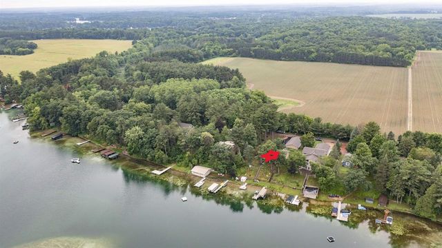 N2980 HIGHLAND LANE, Waupaca, WI 54981