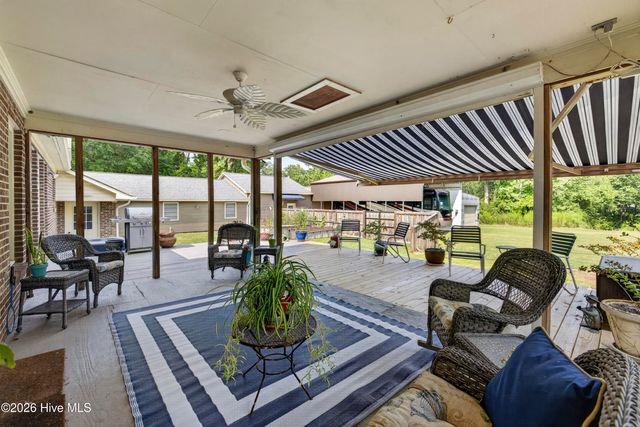 6700 Myrtle Grove Road, Wilmington, NC 28409