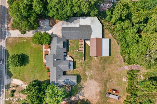 6700 Myrtle Grove Road, Wilmington, NC 28409