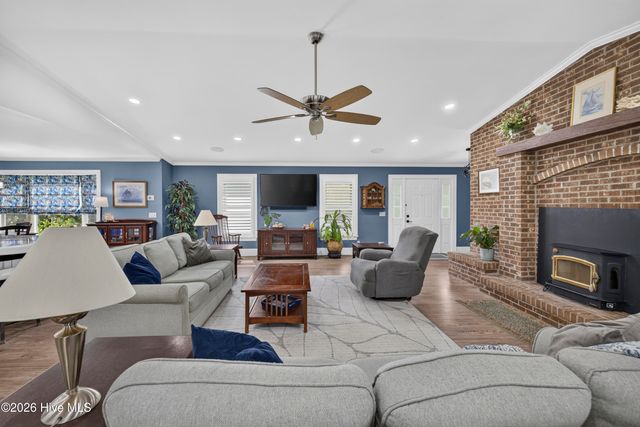 6700 Myrtle Grove Road, Wilmington, NC 28409